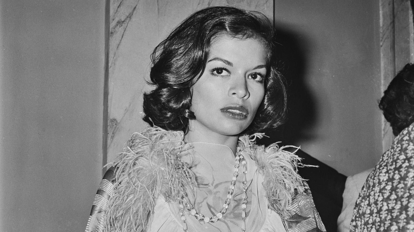 La star des années 70, Bianca Jagger, est toujours aussi étonnante à 80 ans