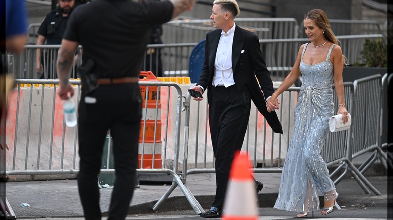 Abby Wombach se rend au mariage de Taylor Swift et Travis Kelce en 2026