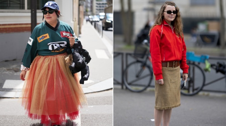 Femmes portant des hauts de sport avec des jupes