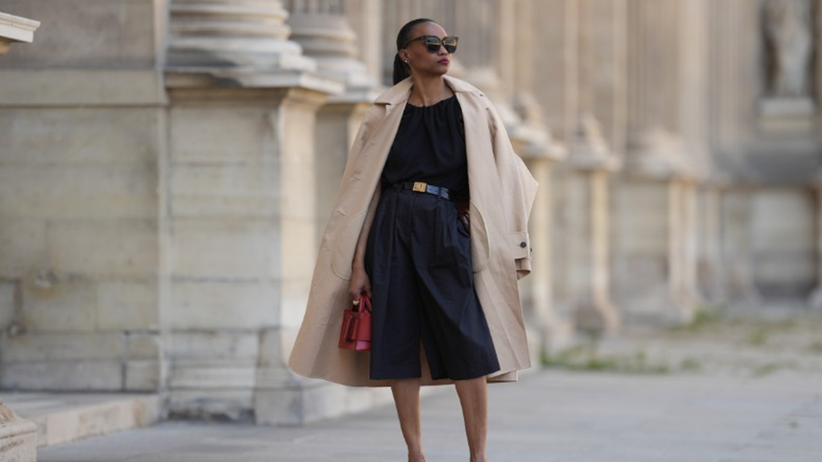 4 tendances de mode transitionnelles qui vous accompagneront de l’été à l’automne 2026