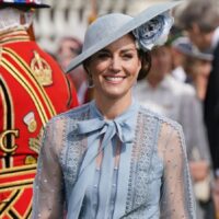 Les plus beaux moments de Kate Middleton en robe bleue