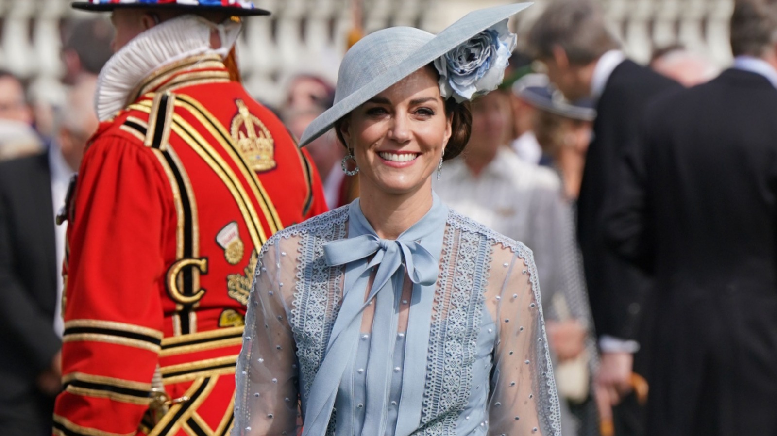 Les plus beaux moments de Kate Middleton en robe bleue