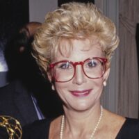 Vous vous souvenez de la star des années 80, Sally Jessy Raphael ? À quoi elle ressemblait des décennies après la fin de son talk-show