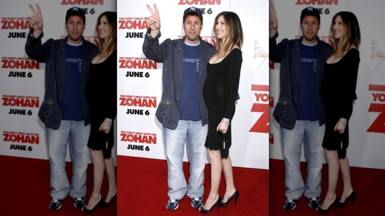 Adam Sandler et sa femme enceinte Jackie lors d'une première de film