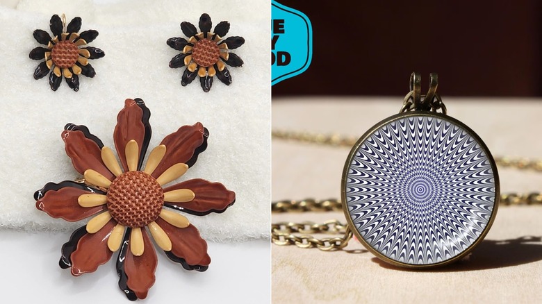 Ensemble broche fleur et boucles d'oreilles clip en métal émaillé vintage des années 60 (L) et pendentif op art inspiré des années 60 (R)