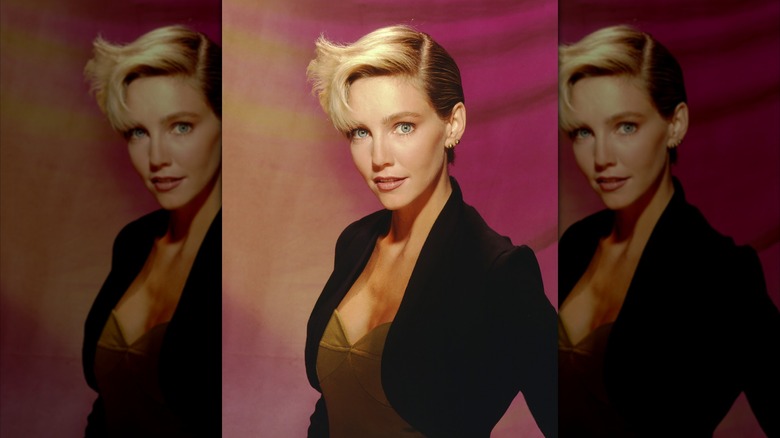 Heather Locklear pose pour un portrait en 1989 à Los Angeles, en Californie.