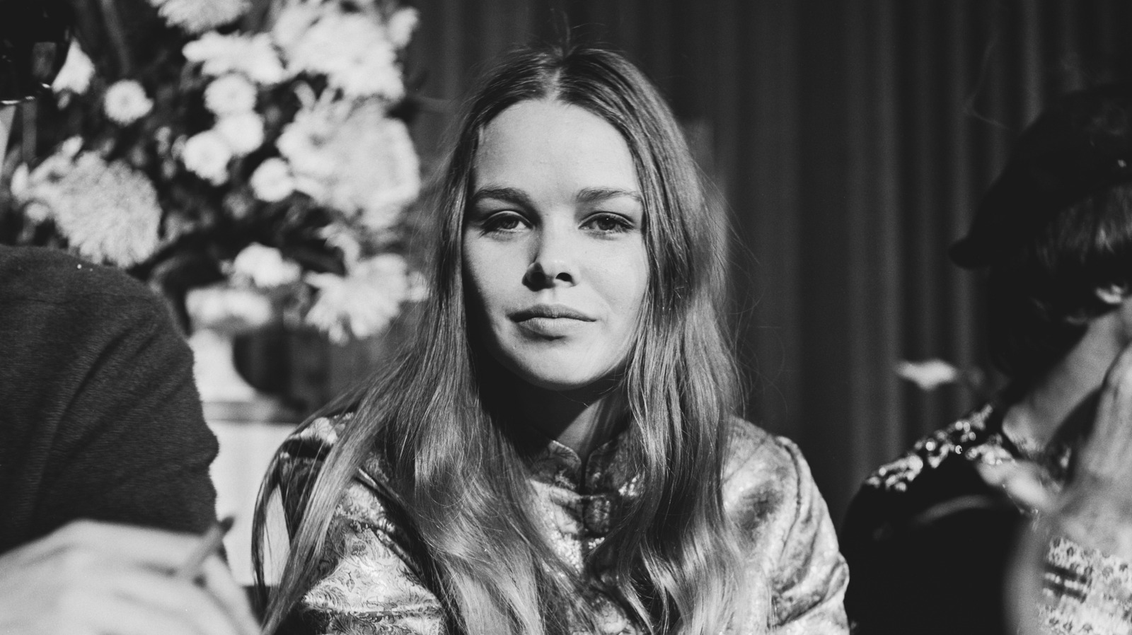 Voici à quoi ressemble la chanteuse des Mamas & The Papas Michelle Phillips maintenant