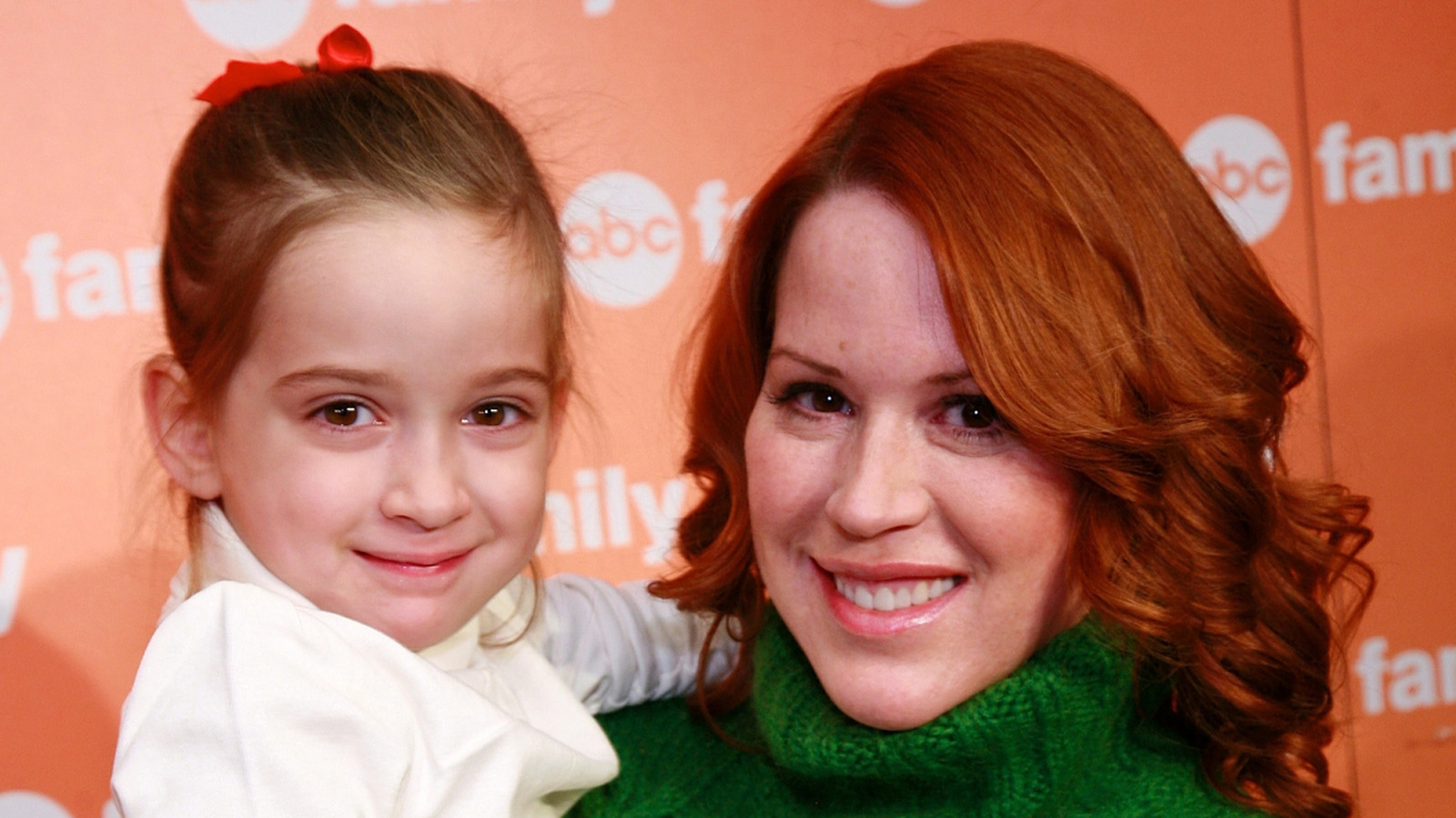 Mathilda, la fille aînée de Molly Ringwald, a grandi pour devenir magnifique comme sa mère