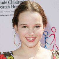 Kay Panabaker a abandonné Hollywood après sa renommée Disney des années 2000 – à quoi elle ressemble maintenant