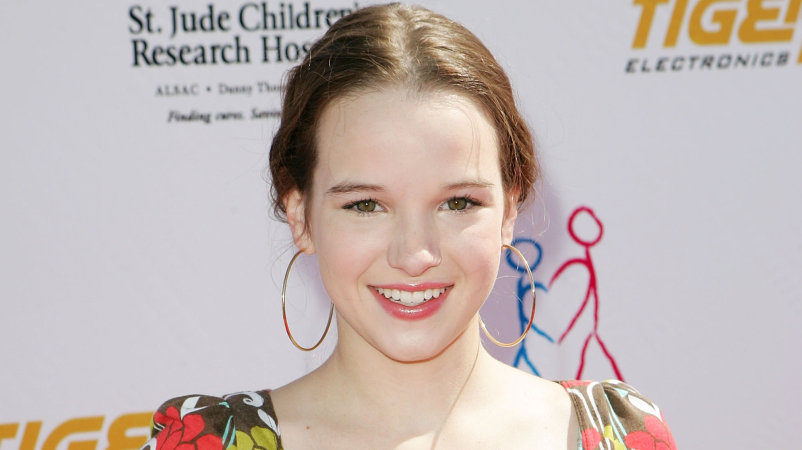 Kay Panabaker a abandonné Hollywood après sa renommée Disney des années 2000 – à quoi elle ressemble maintenant