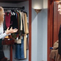 Où puis-je trouver la jupe préférée de Rachel Green (Friends) ? La question que mes amis me posent depuis plus de 20 ans et à laquelle je peux désormais répondre : « est-ce en promotion chez Zara »