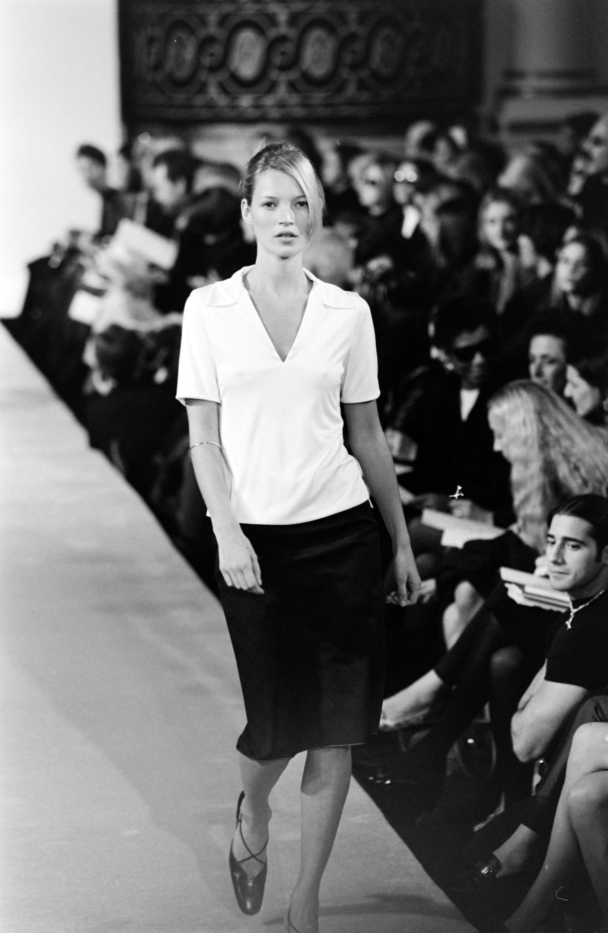 Kate Moss au défilé Marc Jacobs en 1996.