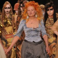 Citation du jour par Vivienne Westwood : « Si vous aimez quelque chose, portez-le… »