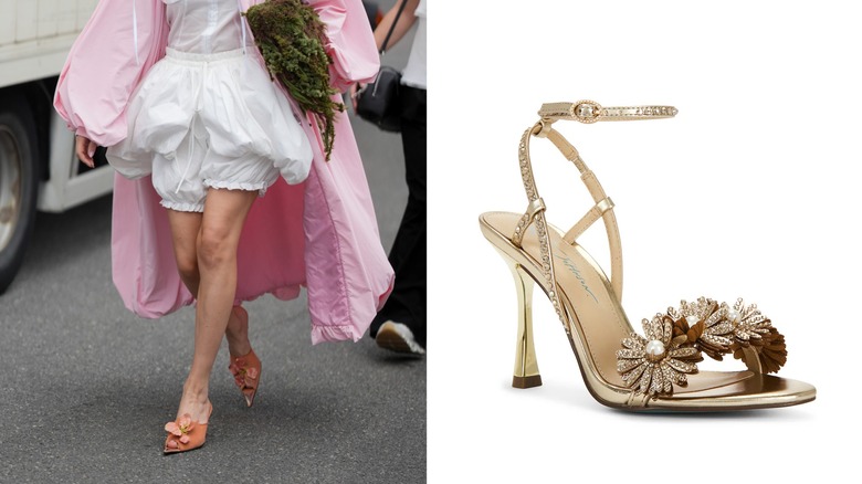 Une femme portant un short blanc et des talons hauts ornés de fleurs à gauche et des talons ornés de fleurs dorées à droite.