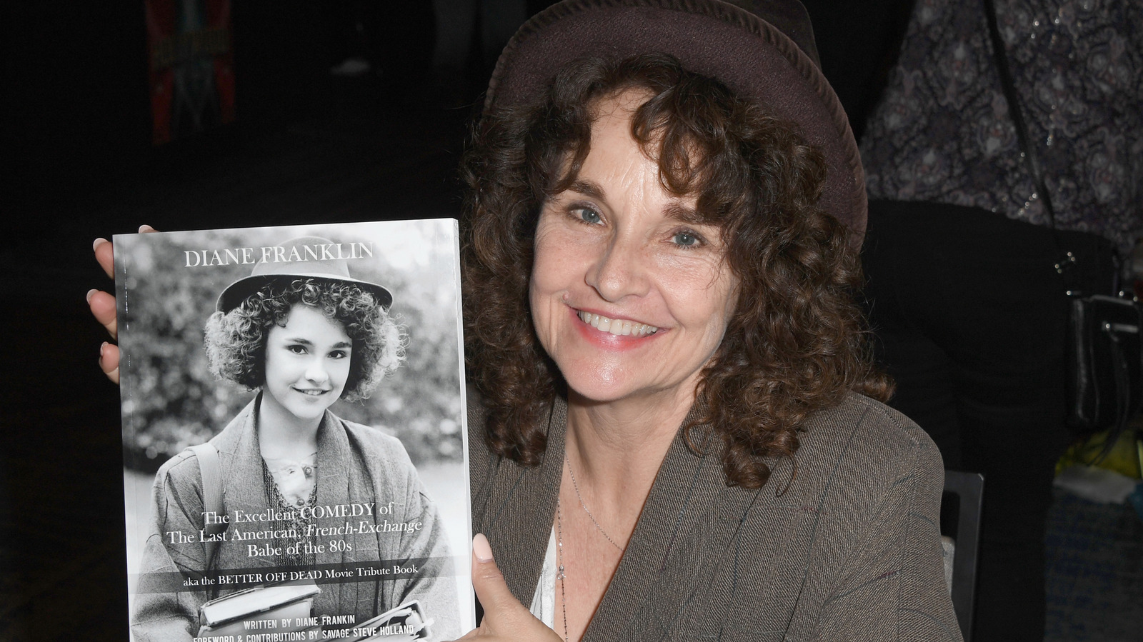 À quoi ressemble la star des années 80 Diane Franklin sans ses boucles emblématiques