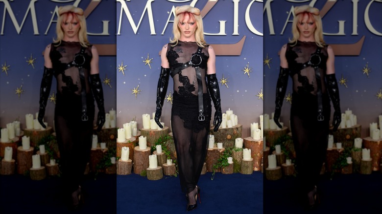 Bimini Bon-Boulash sur le tapis rouge de la première de Practical Magic 2