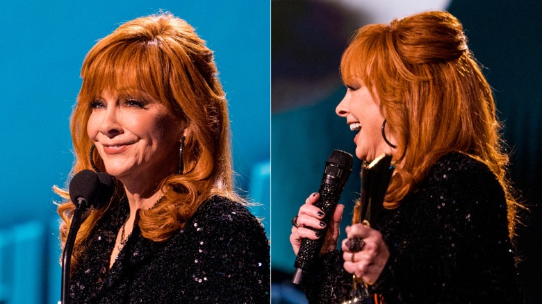 Reba McEntire sur scène lors de la 60e cérémonie des Academy of Country Music Awards à Frisco, Texas, en mai 2025