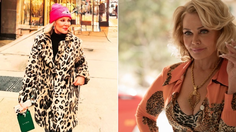 Une photo de Gail O'Grady dans une tenue à imprimé guépard.