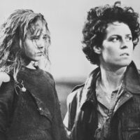Vous vous souvenez de Carrie Henn, enfant star des années 80 ? Voici à quoi elle ressemble aujourd'hui