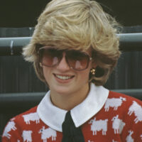 Seuls les vrais fans de la princesse Diana connaissent ces faits sur ses tenues les plus emblématiques