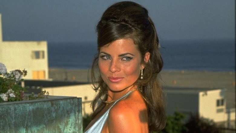 Yasmine Bleeth assiste à une 