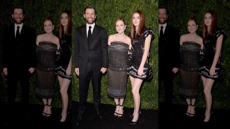 Julianne Moore et Bart Freundlich photographiés avec leur fille Liv Freundlich