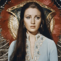 L'ancienne Bond Girl Jane Seymour, 75 ans, vieillit comme du bon vin