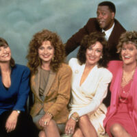 Vous vous souvenez de la sitcom des années 80 Designing Women ? À quoi ressemble le casting survivant aujourd'hui