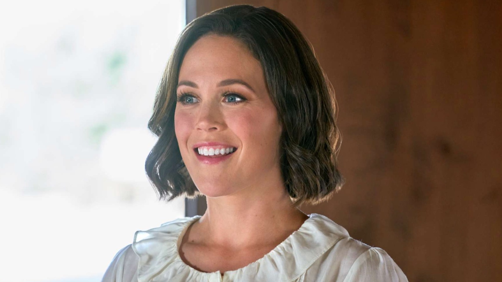 L'étonnante transformation de Quand appelle le coeur la star Erin Krakow
