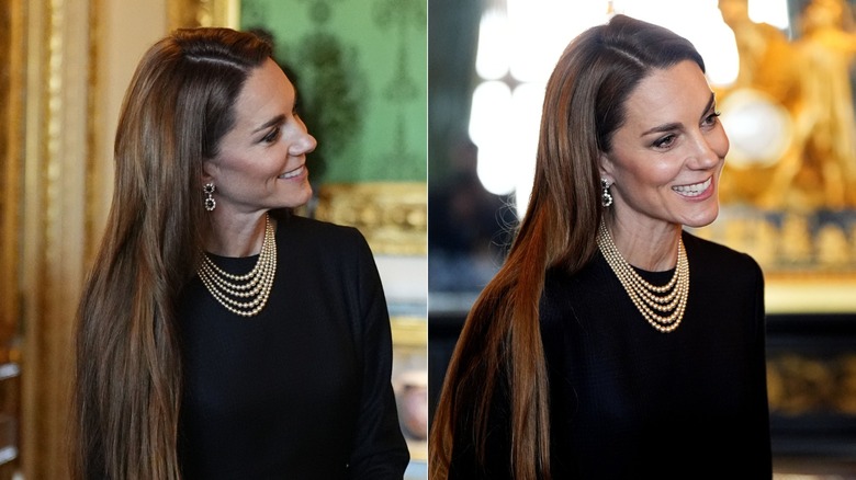 Kate Middleton avec des cheveux raides et un collier tendance en décembre 2025