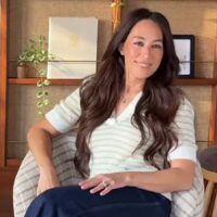 Les tenues les plus tendance de Joanna Gaines depuis qu'elle a quitté HGTV