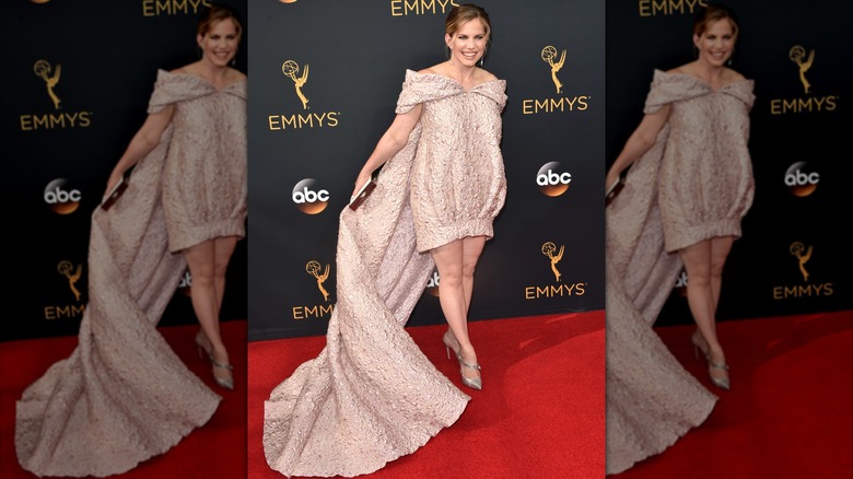 Anna Chlumsky à la 68ème cérémonie annuelle des Primetime Emmy Awards à Los Angeles en septembre 2016