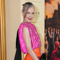 La transformation majeure du style de la star de Downton Abbey, Elizabeth McGovern, à 60 ans