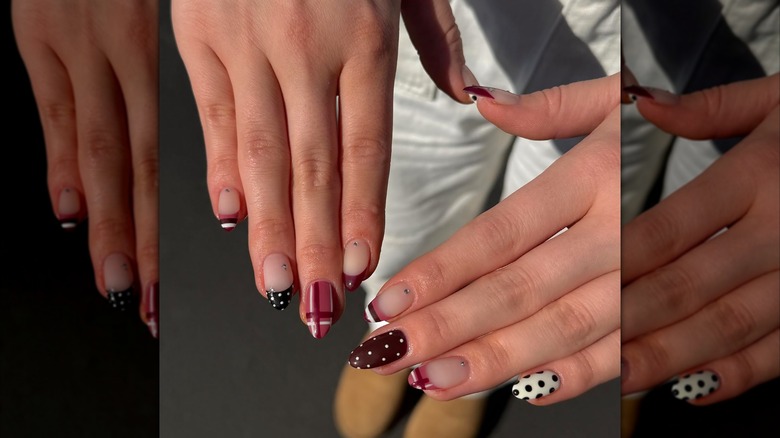 Ongles avec nail art et strass.