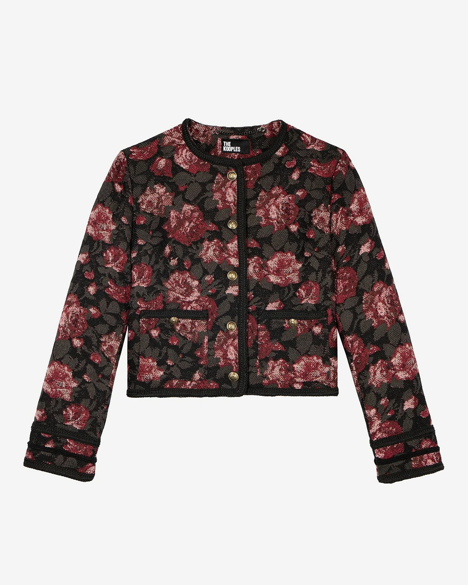 Veste courte en maille col rond en jacquard avec broderie rose (244 €) Réf. FBLO31026KBLA26