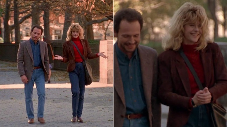 Côte à côte de Harry et Sally marchant ensemble dans 